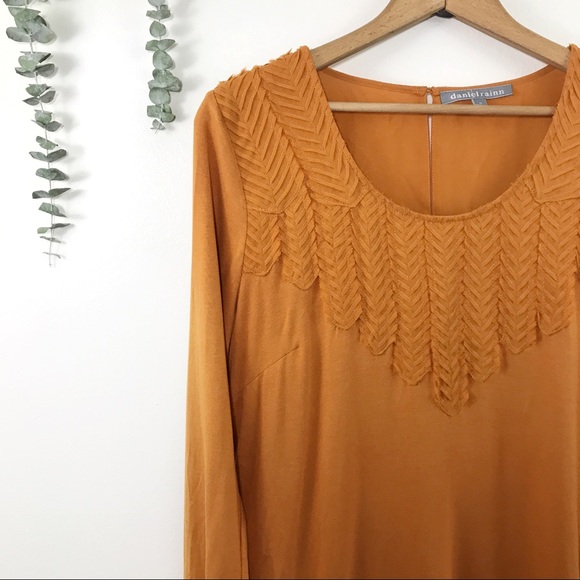 Daniel Rainn Burnt Orange Keyhole Top Boho Indie - Picture 2 of 6